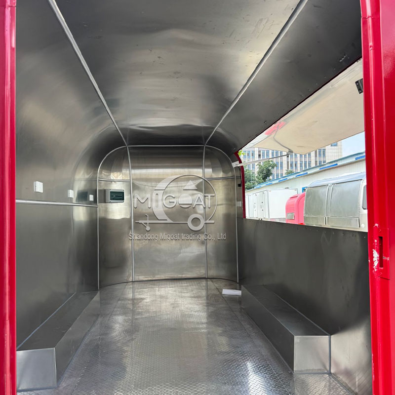 Carrello da cucina mobile con  - Commercial Kitchen Interior recensione e prezzo
